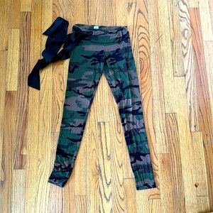 CBLounge leggings
